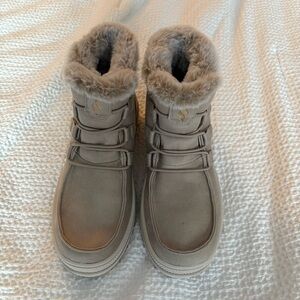 Sketchers Roadies Cozy Please Booties